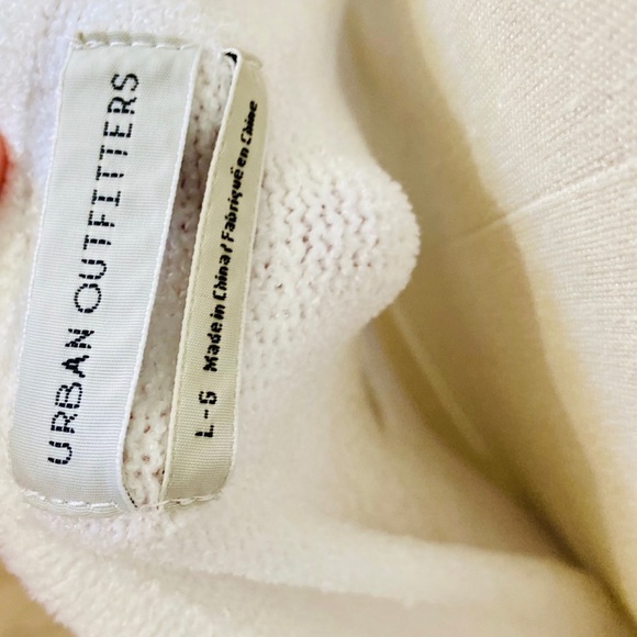 CYBER SALE🕊️urban outfitters Abigail White Fuzzy Knit Crop Top Tank - Picture 6 of 9